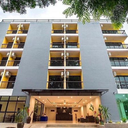 Yamin Seaview Hotel Phuket Bagian luar foto